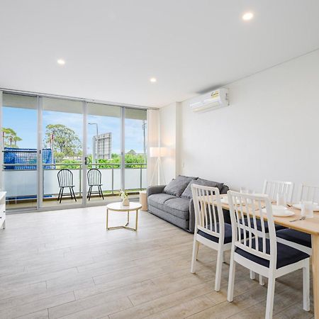 Liverpool Adorable 2Br Apt With Free Parking Warwick Farm Exterior foto